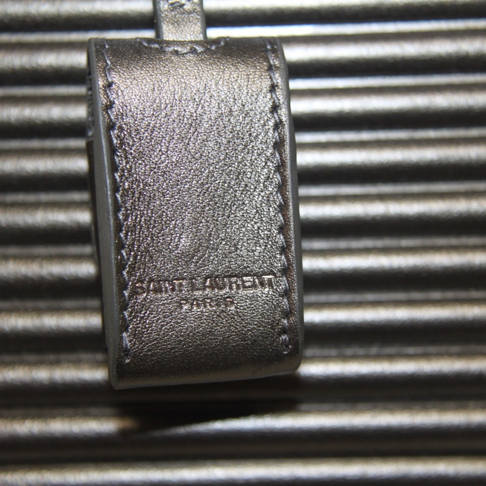 Sac de Jour New Nano Metallic Grey - Picture 3 of 11